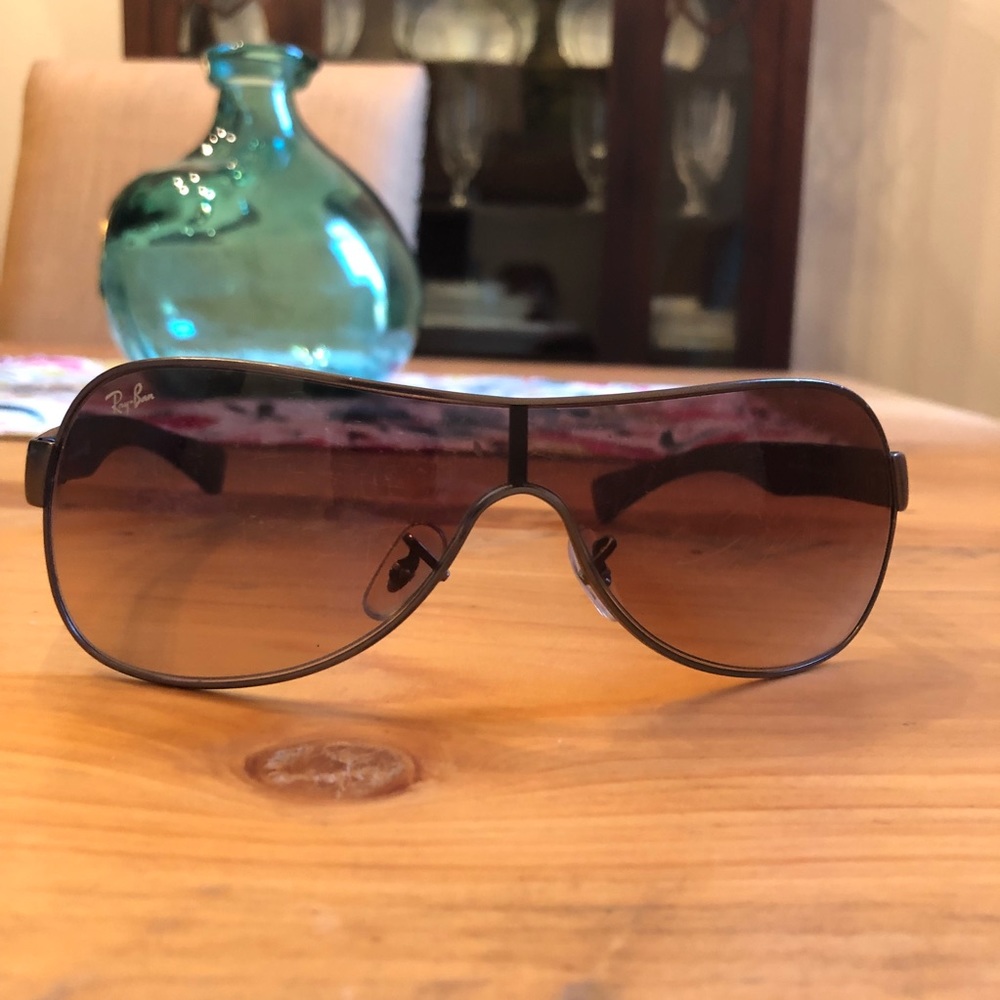 RayBan